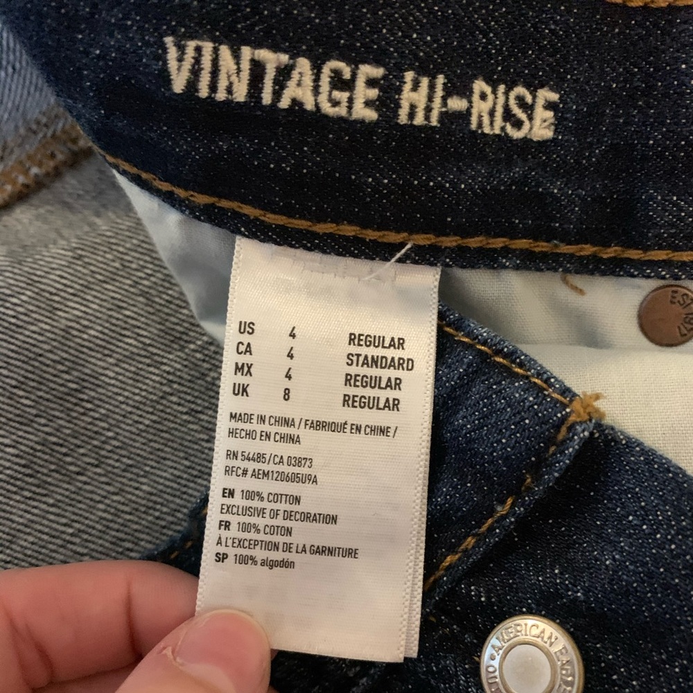 Jeans - Picture 2 of 3